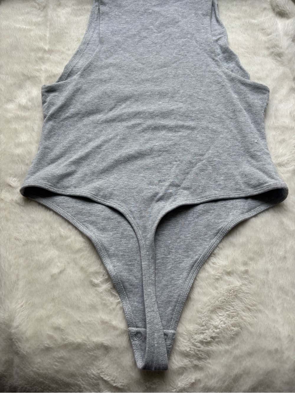 Aritzia The Group by Babaton Soft Contour Muscle Bodysuit Grey Size M 81940 - Picture 6 of 13